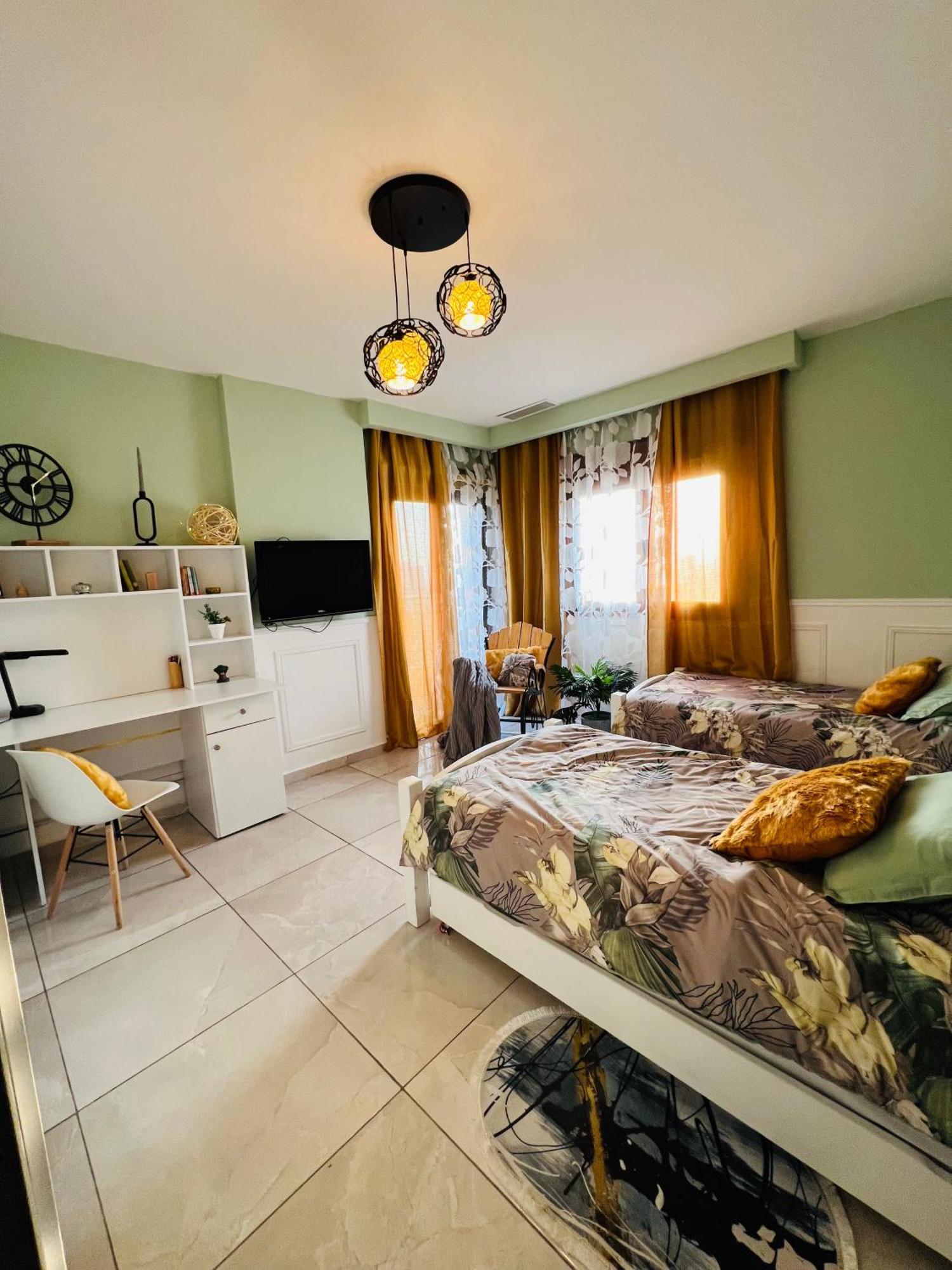 Attention Payement A La Reservation En Euros Oran Bagian luar foto